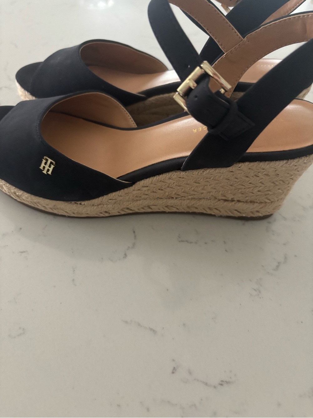 Tommy Hilfiger Black Espadrille Wedge Sandals Size 7. Worn once - Picture 2 of 3